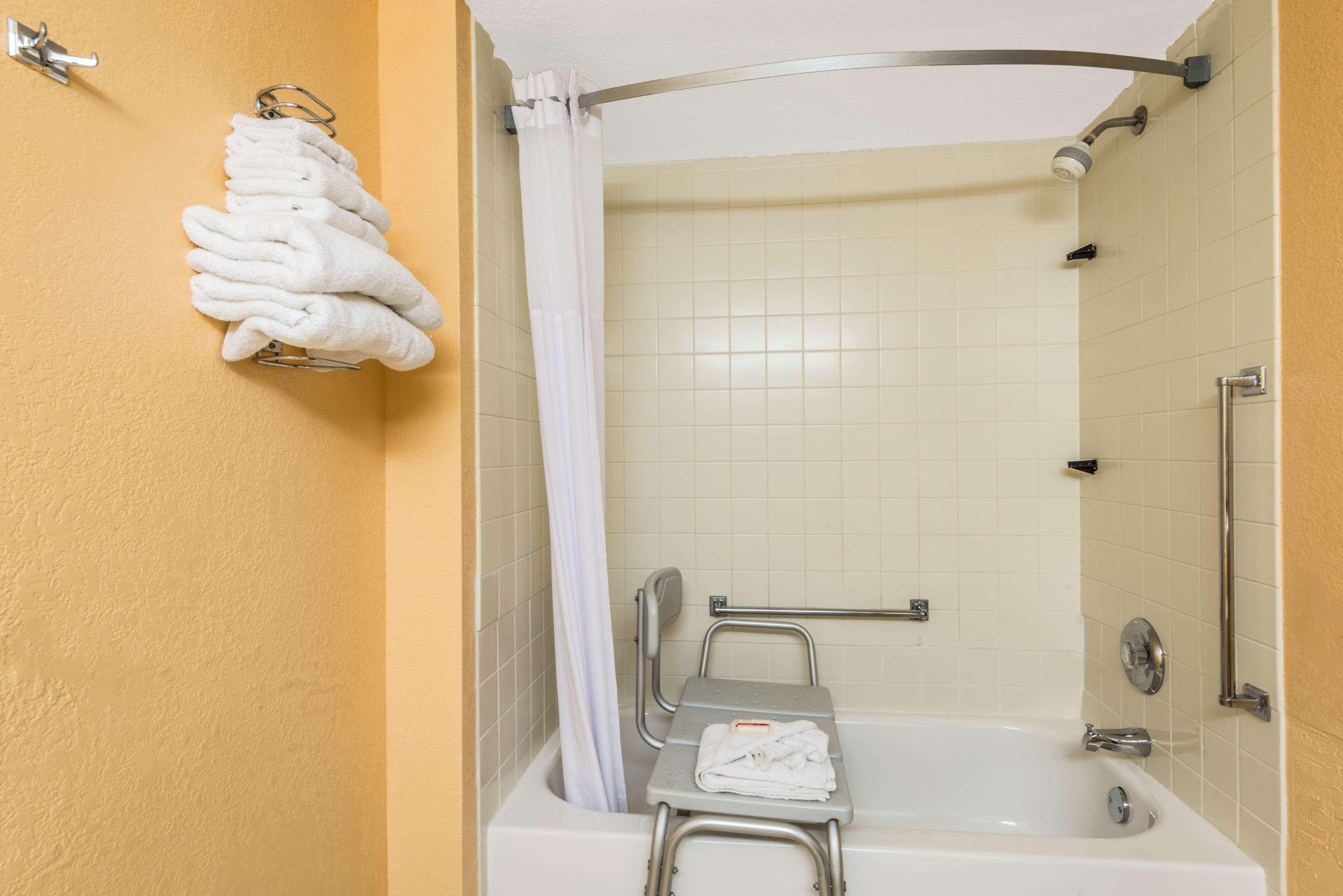 Days Inn By Wyndham Hurstbourne Louisville Luaran gambar